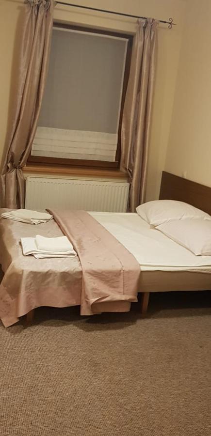 Hotel Radzewice Dış mekan fotoğraf